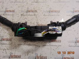 Toyota Yaris Commodo, commande essuie-glace/phare 0D30017F938