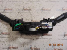 Toyota Yaris Leva/interruttore dell’indicatore di direzione e tergicristallo 0D30017F938