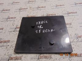 Toyota Yaris Boîte de batterie 744310D160