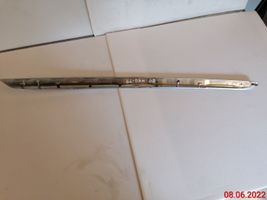 Mercedes-Benz GL X164 Baguette moulure de porte arrière a1647302422