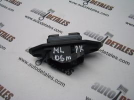 Mercedes-Benz GL X164 Arnés cableado puerta trasera A0045454140