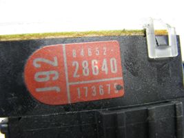 Toyota Avensis Verso Wiper control stalk 8465228640
