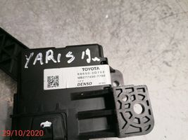 Toyota Yaris Module unité de contrôle climatisation 886500D702