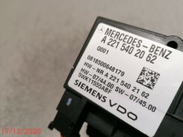 Mercedes-Benz GL X164 Centralina/modulo pompa dell’impianto di iniezione A2215402062