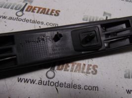 Mitsubishi Space Star Soporte del parachoques delantero MR913166