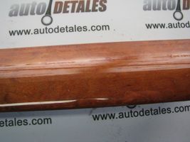 Mercedes-Benz GL X164 Baguette moulure de porte arrière A1647301322