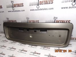 Nissan Primera Garniture de hayon 84810AU300