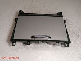 Suzuki Grand Vitara I Becherhalter Getränkehalter Cupholder vorne 7582050J00