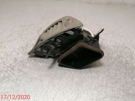 Nissan Primera Garniture, panneau de grille d'aération latérale 68761AV601