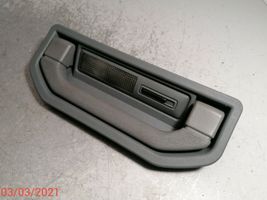 Peugeot 806 Lampka podsufitki tylna 1472342077