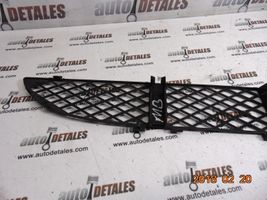 Mercedes-Benz E W210 Grille inférieure de pare-chocs avant A2108850053