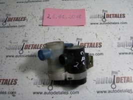 Honda CR-V Windscreen/windshield washer pump 