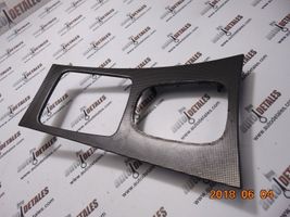 Mercedes-Benz C AMG W203 Rivestimento in plastica cornice della leva del cambio A2036806839