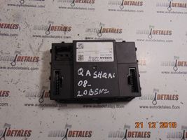 Nissan Qashqai Korin keskiosan ohjainlaite 284B2JD02B02