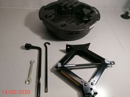 Hyundai i30 Kit d’outils 09149-A6000