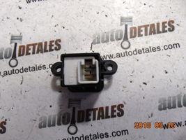 Honda CR-V Tailgate opening switch 