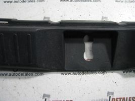 Toyota Corolla Verso AR10 Protection de seuil de coffre 647160F010