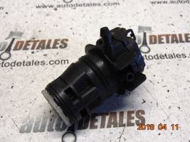 Toyota Previa (XR30, XR40) II Pompe de lave-glace de pare-brise 8533060190