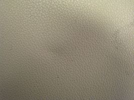 Mercedes-Benz GL X164 Garniture panneau inférieur de tableau de bord A1646802387