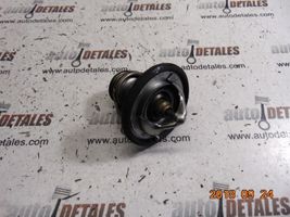 Toyota Avensis T270 Boîtier de thermostat / thermostat 