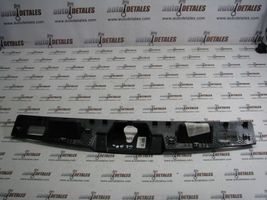 Mercedes-Benz GL X164 Rivestimento serratura portellone posteriore/bagagliaio A1647400130