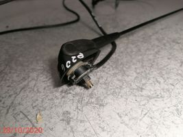 Peugeot 206 Antena radiowa 823544008