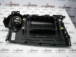 Mazda 3 I Panneau de garniture console centrale B32H60350