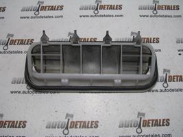 Toyota Avensis T250 Évent de pression de quart de panneau 6293105030