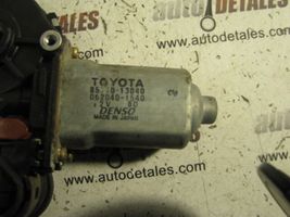 Toyota Corolla Verso E121 Moteur de lève-vitre de porte arrière 8571013040