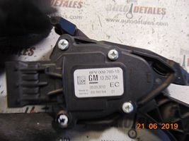 Vauxhall Astra J Pedale dell’acceleratore 13252704