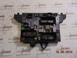 Vauxhall Astra J Set scatola dei fusibili 365927271