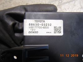 Toyota Avensis T270 Autres unités de commande / modules 8865005252