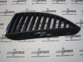 Mitsubishi Lancer Garniture, panneau de grille d'aération latérale MN126878