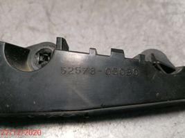 Toyota Avensis T270 Staffa di rinforzo montaggio del paraurti posteriore 5257805030