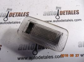 Toyota Avensis T250 Altre luci abitacolo 8124005041