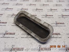 Toyota Avensis T270 Évent de pression de quart de panneau 6293105030