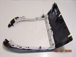 Toyota Verso-S Muu keskikonsolin (tunnelimalli) elementti 5541652040