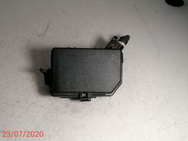 Toyota Verso-S Boîte à fusibles 8266252660