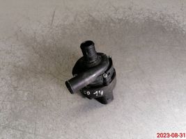 Mercedes-Benz GL X166 Pompe à eau de liquide de refroidissement A2218350028