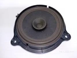 Nissan Qashqai+2 Garsiakalbis (-iai) galinėse duryse 281569U00A