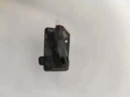 Audi A4 S4 B9 Lampka zewnętrzna przedniej klamki 8W0947133