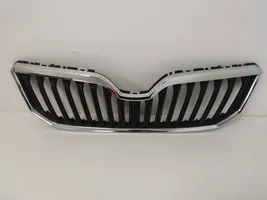 Skoda Yeti (5L) Maskownica / Grill / Atrapa górna chłodnicy 5L0853668B