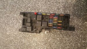 Volvo V70 Module de fusibles 518717004