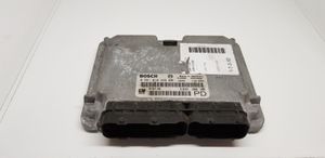 Opel Astra G Calculateur moteur ECU 0281010268