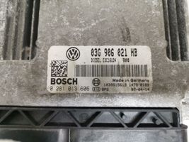 Volkswagen Golf V Variklio valdymo blokas 03G906021HB