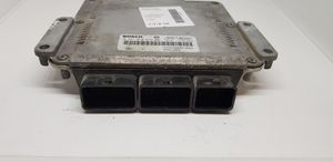 Renault Trafic II (X83) Calculateur moteur ECU 0281010633