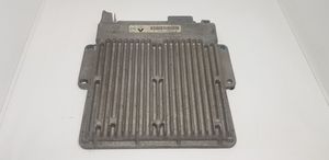 Renault Clio III Calculateur moteur ECU 7700110688