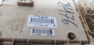 Toyota Corolla Verso AR10 Module de fusibles 892210F010