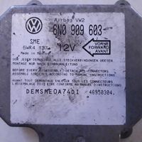 Volkswagen PASSAT B4 Sterownik / Moduł Airbag 6N0909603