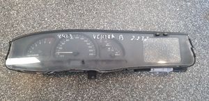 Opel Vectra B Compteur de vitesse tableau de bord 90569739JN